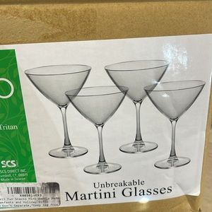 🆕D'eco Unbreakable Stemmed Martini Glasses (4)